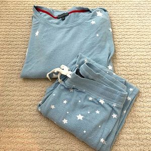 Blue and white pj star set